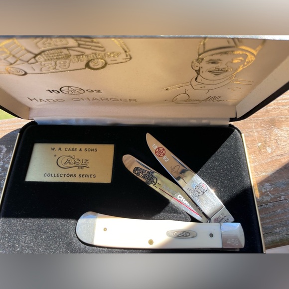 Davey Allison Case Collector Series Hard Charger Knife 1992 - Picture 2 of 4